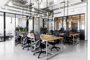 Read more about the article 7 Reasons to Choose Coworking Space and Not Private Office